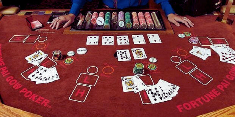 kortų-žaidimai-Pai-Gow-Poker
